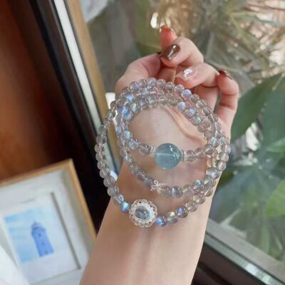 Natural crystal ice type gray moonlight stone blue light bracelet