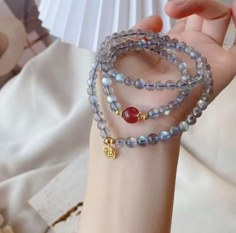 Natural crystal ice type gray moonlight stone blue light bracelet